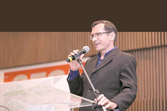 Empresários recebem homenagem do Fecomércio-AM