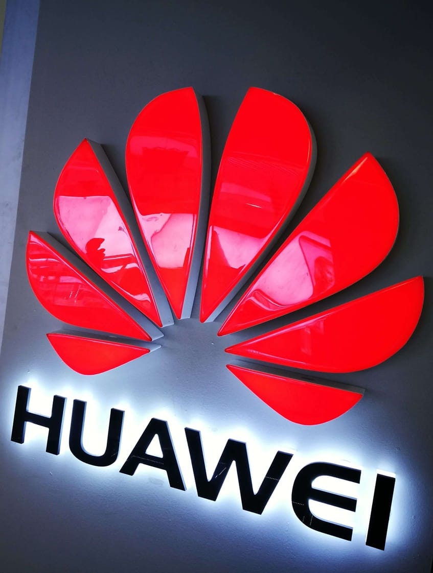 Reino Unido veta Huawei do 5G