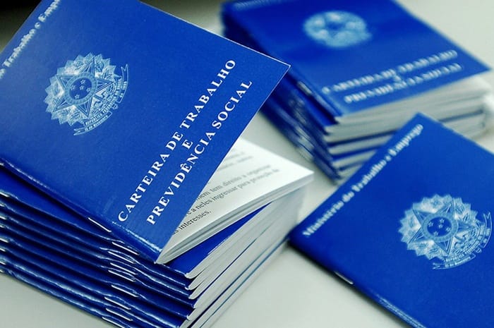 Mercado de trabalho apresenta melhora em agosto, aponta FGV