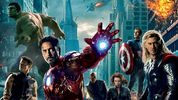 Grandes sucessos das telonas - Os Vingadores estreou em Manaus quando fechou o ultimo cinema do Centro
