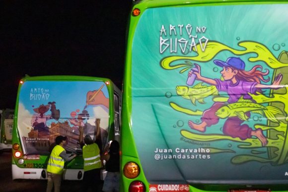 'Arte no Busão' leva obras de artistas amazônidas aos coletivos de Manaus - 81242c88 86f8 4cd7 99f1 2a8e8db5db53 1 1024x683 1 Fotos: Alex Costa (@rivotrist)