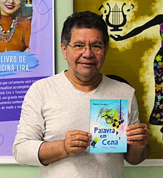 Maritonio, o livro tem a intenção de deixar a vida mais leve.