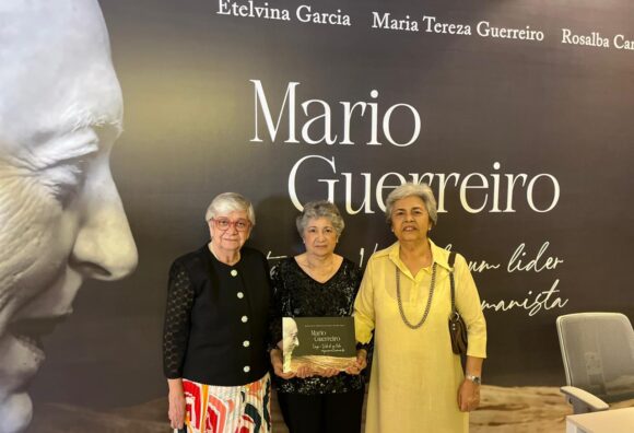 Lançamento do livro “Tempo e Vida de um Líder Empresarial Humanista” celebra legado de Mário Guerreiro em noite marcada por emoção e elegância - WhatsApp Image 2025 10 08 at 20.30.47 e1760018203748 As autoras (Foto: Augusto Ikuro)