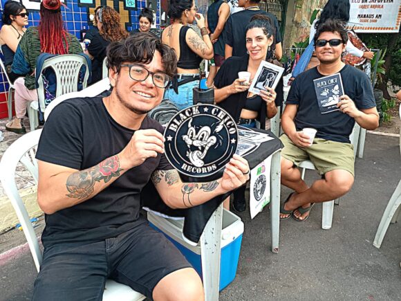 Os zines fazer parte de um forte movimento literário marginal_