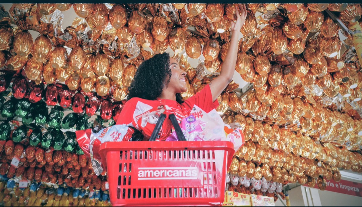 "A Americanas vem utilizando um novo modelo de abastecimento de seus produtos para o Amazonas: a cabotagem." Divulgação