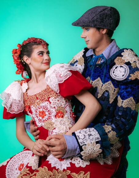 "A história do amor proibido de Romeu, do boi Caprichoso, e de Julieta, do Garantido, traz uma narrativa conduzida pela música."