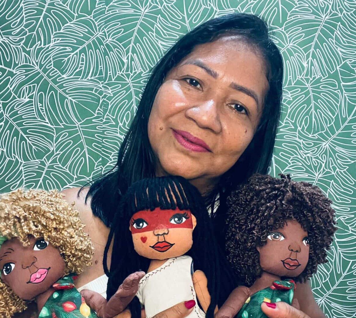 "Bonecas, agora, representam outras raças de mulheres amazônicas."
