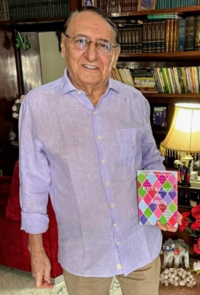 Gaitano, o conteúdo do livro é o amor, com muito romantismo e erotismo.