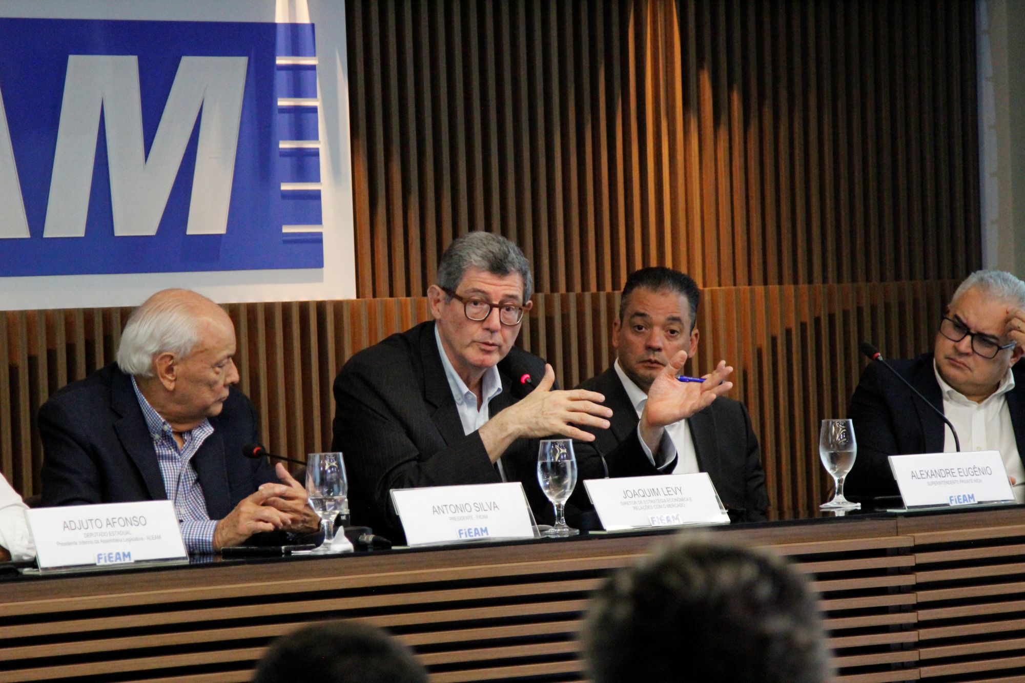 Joaquim Levy falou diretamente para empresários na Fieam. (Divulgação)