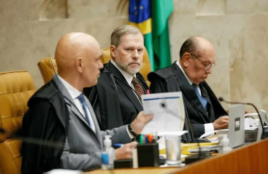 Ministros Alexandre de Moraes, Dias Toffoli e Gilmar Mendes, do STF — Foto: Victor Piemonte/STF