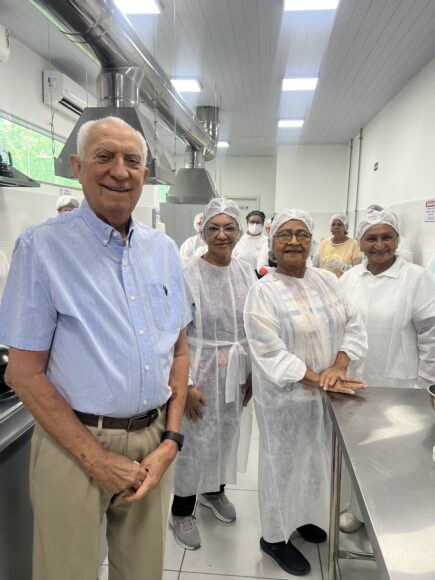 Parceria entre Japão e Amazonas ganha novos sabores e reforça laços históricos na FUnATI - IMG 2259 2 Com trajetória acadêmica ligada ao Japão, Euler Ribeiro construiu parte de sua formação em diálogo com instituições japonesas e se tornou referência em estudos sobre envelhecimento. (Foto: Mônica Freires)