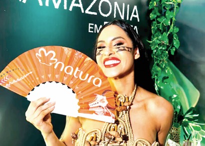 Ações da marca ampliam presença no Festival de Parintins. Divulgação/ Natura