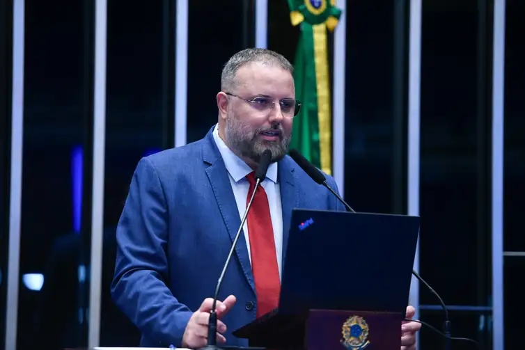 Crise institucional prejudica debate eleitoral, avaliam entidades - Daniel cara
