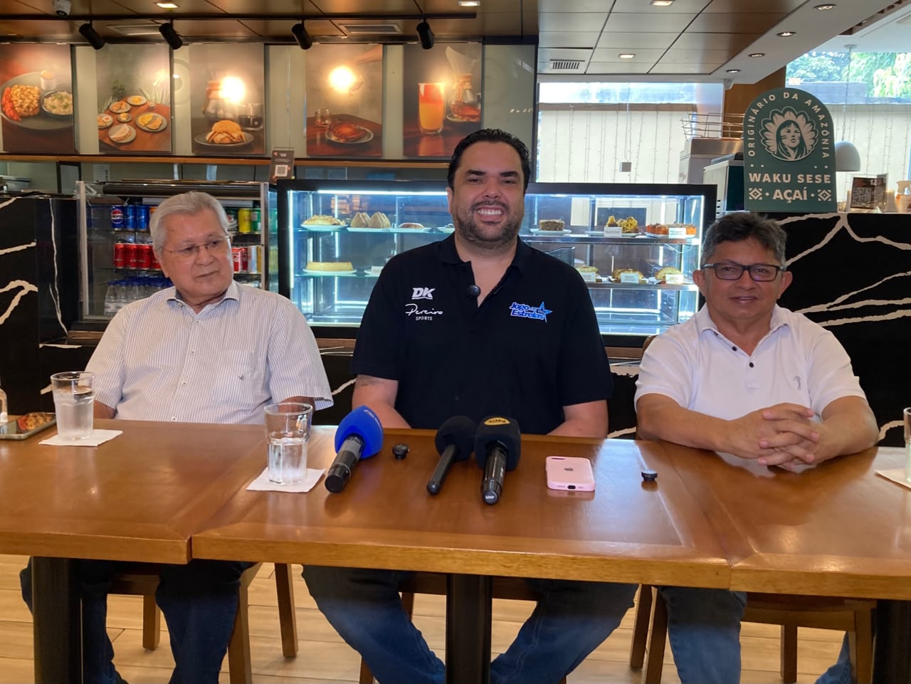 Ceo da Pereira Sports, José Pereira, Deputado Sinésio Campos e Apoiador do evento Teishin Guenka.