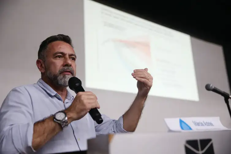 Crise institucional prejudica debate eleitoral, avaliam entidades - Marcio Astrini
