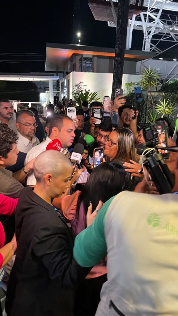 Candidatos a governo do Amazonas trocam acusações e apresentam propostas em debate - debate cidade Candidatos a governo do Amazonas trocam acusações e apresentam propostas em debate - debate cidade